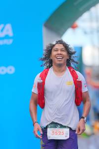 BIB: 100, 5525
                            <button type="button" onclick="openModal(21764461)" class="btn btn-primary btn-sm float-right btn-popup" data-toggle="modal" data-target=".modal-high-quality">
                        <i class="fas fa-shopping-cart"></i> Add to Cart
                    </button>
                                            <button type="button" onclick="isThisMe(21764461, true)" class="btn btn-success btn-sm float-right btn-popup btn-isme hidden" data-toggle="tooltip" data-placement="bottom" title="นี่คือรูปของคุณใช่ไหม คลิกที่นี่เพื่อเอาเข้าอัลบั้ม">
                        <i class="fas fa-plus"></i> Add to album
                    </button>
                    <button type="button" onclick="isThisMe(21764461, false)" class="btn btn-warning btn-sm float-right btn-popup btn-isnotme hidden">
                        <i class="fas fa-ban"></i> Remove from album
                    </button>